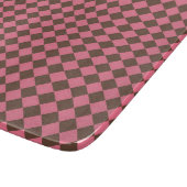 Pink Brown Schachbrett Diamond Pattern Schneidebrett (Ecke)