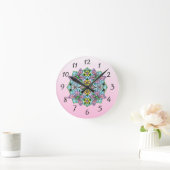 Pink Butterfly Mandala Whimsical Hand Drawing Runde Wanduhr (Zuhause)