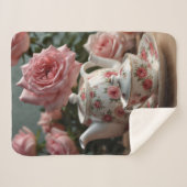 Pink Cabbage Rose Tea Sherpadecke (Vorderseite (Horizontal))