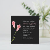 Pink Calla Lilies Jubiläum Party schwarz Einladung (Stehend Vorderseite)