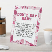 Pink Camouflage Baby Shower Games Fußball Schild (In SItu)