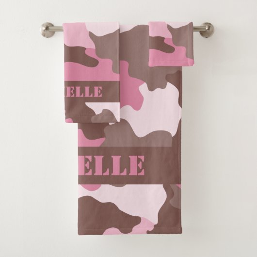 Pink Camouflage Camouflage Monogramm Badhandtuch Set (Insitu)