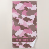 Pink Camouflage Camouflage Monogramm Strandtuch (Vorderseite)