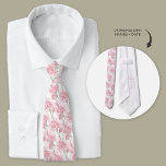 Pink Carnation Wedding Neck Tie Krawatte<br><div class="desc">Die "Pink Carnation Wedding Neck Tie" verkörpert die Eleganz des Trends in der Hochzeitszene und begeistert vor allem modebewusste verlobte Paare, die unverwechselbare Trauzeugen suchen. Das Design dieser Krawatte passt sich nicht nur nahtlos dem Wesen der Hochzeiten im Frühjahr und Sommer an, sondern strahlt auch einen zeitlosen Charme aus, der...</div>
