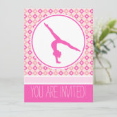 Pink Checkered Diamonds Gymnastik Party Einladung (Stehend Vorderseite)