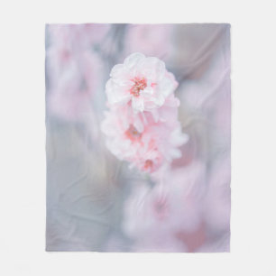 PINK CHERRY BLOSSOM IN NAH-OBEN-FOTOGRAFIE FLEECEDECKE