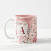 Pink cherry blossom monogram zweifarbige tasse (Links)