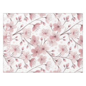 Pink Cherry Blossom Sakura Muster auf Weiß (2) Tischdecke (Vorderseite (Horizontal))