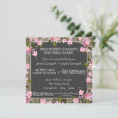 Pink Cherry Rustic Barn Wood Chalk Hochzeit Einladung (Stehend Vorderseite)
