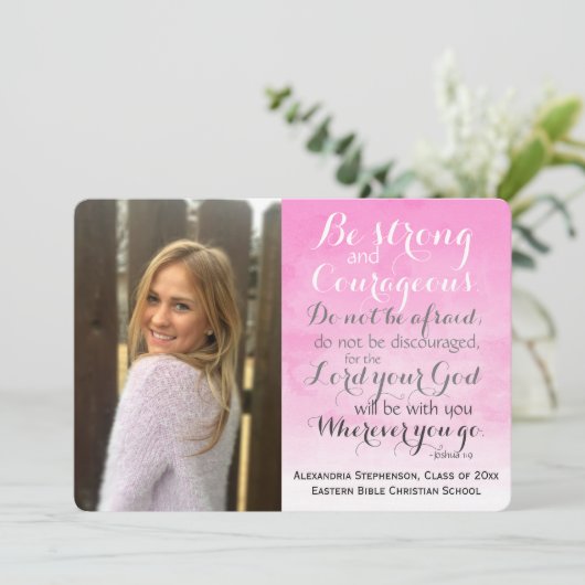 Pink Christlich Bible Verse Custom Foto Abschluss Ankündigung (Stehend Vorderseite)