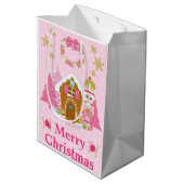 Pink Christmas Nutcracker und Gingerbrett House Mittlere Geschenktüte (Rückseite Schrägansicht)