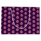 Pink Christmas Ornaments on Purple Modern Holiday Große Geschenktüte (Rückseite)