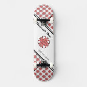 Pink Clover Ribbon von Kenneth Yoncich Skateboard (Vorderseite)