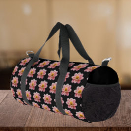 Pink Collarette Dahlia Blumenmuster auf schwarz Duffle Bag