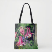 Pink Columbine Flowers Close Up Tasche (Vorderseite)