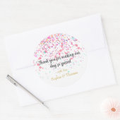 Pink Confetti Personalisiert Wedding Party Gefalle Runder Aufkleber (Umschlag)