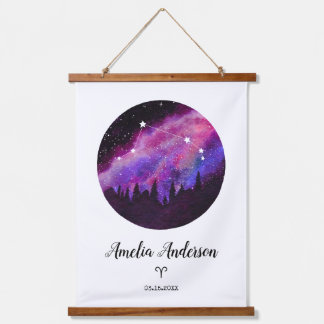 Pink Constellation Aries Horoskop signieren Gesche Wandteppich Mit Holzrahmen