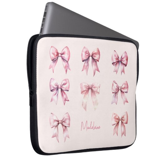 Pink Coquette Bow Custom Name Laptopschutzhülle (Vorne Rechts)