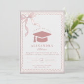 Pink Coquette Bow Graduation Einladung (Stehend Vorderseite)