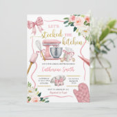 Pink Coqutte Stock the Kitchen Brautparty Einladung (Stehend Vorderseite)