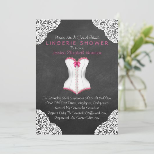 Pink Corset White Lace Chalkboard Fingerie Dusche Einladung (Stehend Vorderseite)
