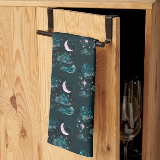 Pink Crescent Moon Stars Celestial Blue Halloween Geschirrtuch (Drittel gefaltet)