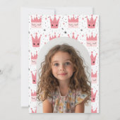 Pink Crowns Fairy Tale Kindergeburtstag Party Einladung (Rückseite)