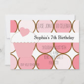 Pink Cupcake and Dots Birthday Einladung (Vorderseite)