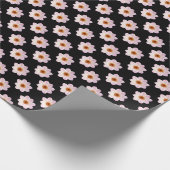 Pink Dahlia Muster - Vollfarbigkeit auf schwarz Geschenkpapier (Ecke)