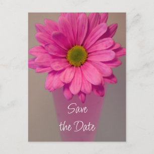 Pink Daisy in Vase Wedding Save the Date Ankündigungspostkarte