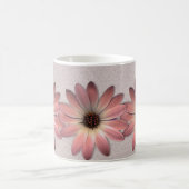 Pink Daisy - Mink Leder Textur Bild Hintergrund Kaffeetasse (Mittel)