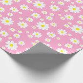 Pink Daisy Spring Pattern Wrapping Paper Geschenkpapier (Ecke)