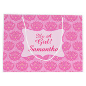 Pink Damask Baby Sein Mädchenname Personalisiert Große Geschenktüte (Rückseite)