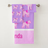 Pink Doodle Dog Lavendel Personalisiert Badhandtuch Set (Insitu)