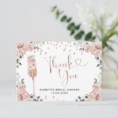 Pink Dusty Rose Petals und Prosecco Danke Karte (Stehend Vorderseite)