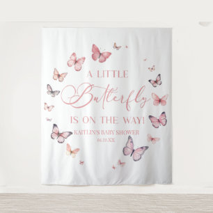 Pink Ein kleiner Schmetterling ist auf dem Weg zur Wandteppich