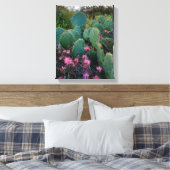 Pink Fairy Duster Blume & Prickly Pear Cactus Leinwanddruck (Insitu (Schlafzimmer))