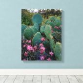 Pink Fairy Duster Blume & Prickly Pear Cactus Leinwanddruck (Insitu (Holzboden))
