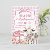 Pink Farm Cow Girl Erstgeburtstag Einladung (Stehend Vorderseite)