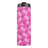 Pink Filigree Diamond Pattern  Thermosbecher (Vorderseite)