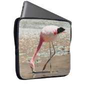 PINK FLAMINGO AUF WASSERKÖRPER LAPTOPSCHUTZHÜLLE (Vorne Rechts)