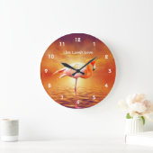 Pink Flamingo Beach Wall Clock Große Wanduhr (Zuhause)