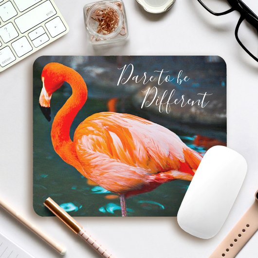 Pink Flamingo Foto wagt es, ein anderes Skript zu Mousepad