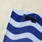 Pink Flamingo Navy Blue Strip Waves Strandtuch (Beispiel)