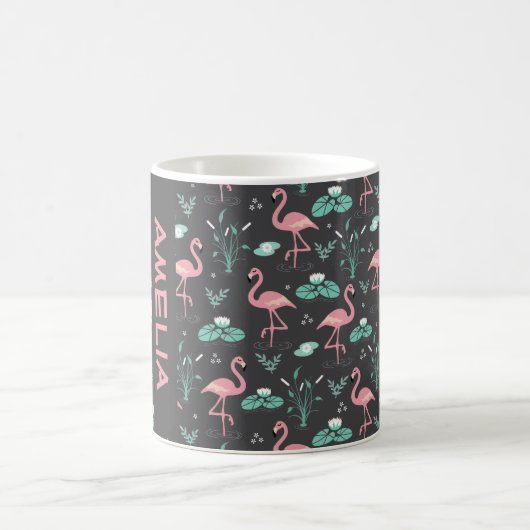 Pink Flamingo niedlicher grauer Mustername Kaffeetasse (Mittel)