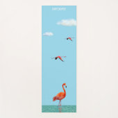 Pink Flamingo Stehend am Strand auf Light Blue Yogamatte (Vorderseite)