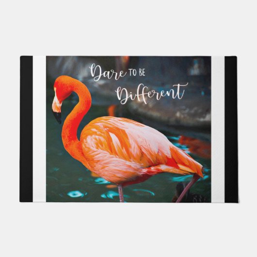 Pink Flamingo wagen sich, ein anderes Zitatskript  Fußmatte (Vorderseite)