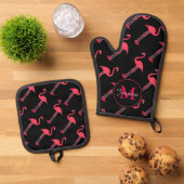 Pink Flamingos auf Personalisiert schwarz Ofenhandschuh & Topflappen-Set (Oben Unten)