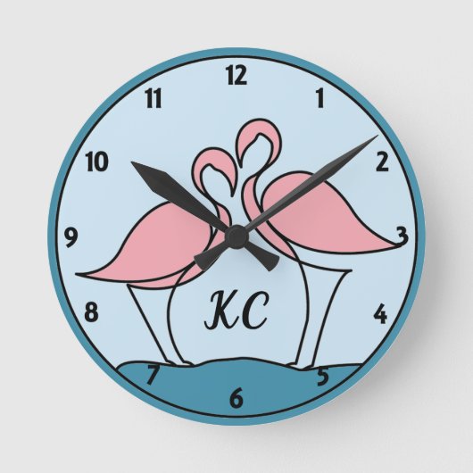 Pink Flamingos Monogram Art oder Custom Foto Wall Runde Wanduhr (Vorderseite)