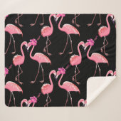 Pink Flamingos: Schwarzer Hintergrund Vintag Sherpadecke (Vorderseite (Horizontal))